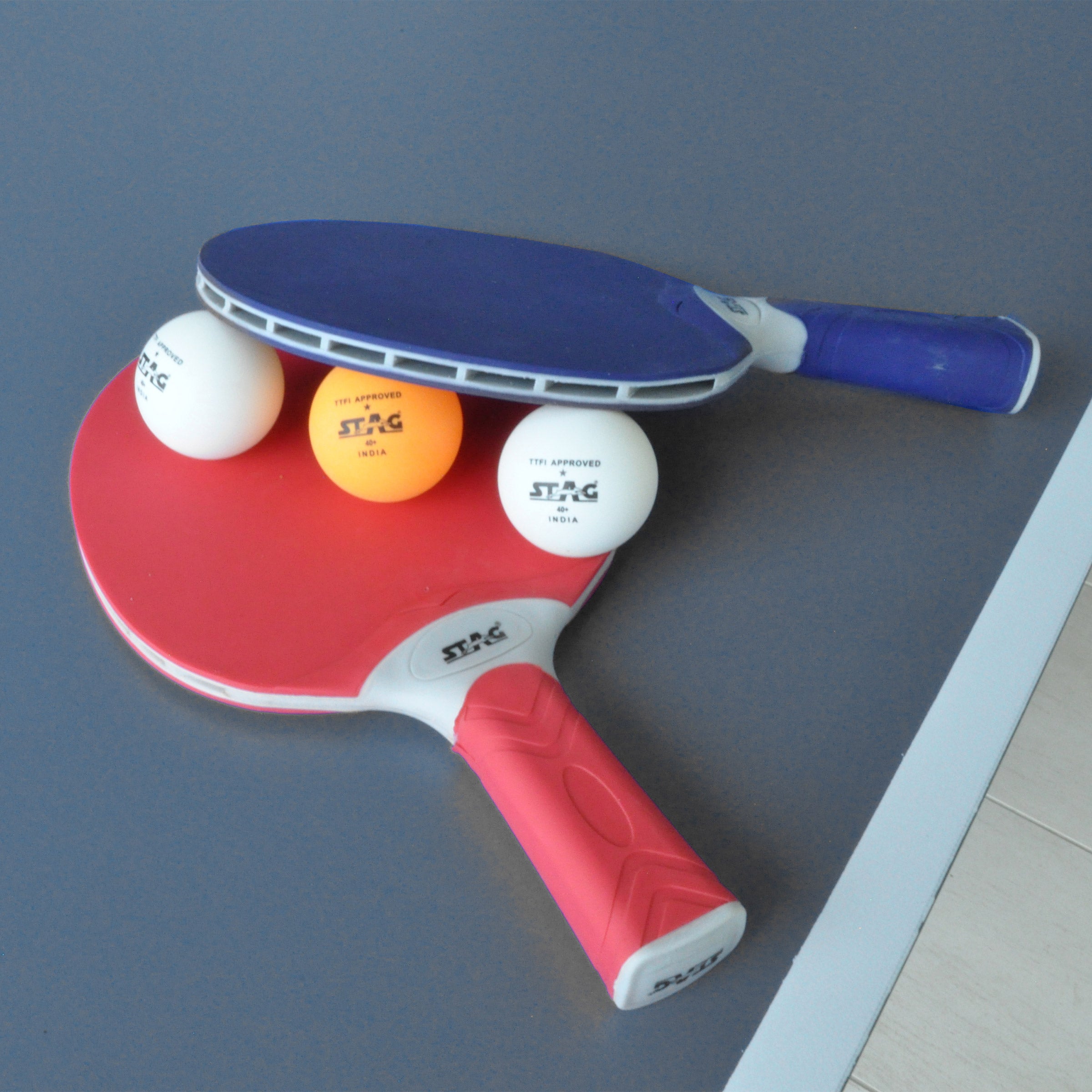 Elevate Your Game with the Stag Pacifica Outdoor Table Tennis Set - Complete with Rackets, Balls, and Convenient Storage!